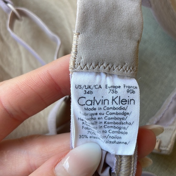 Calvin Klein Bra - Picture 5 of 7